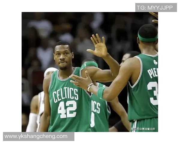 皮尔斯：隆多曾在被里弗斯训斥后想要动手，两人险些打起来